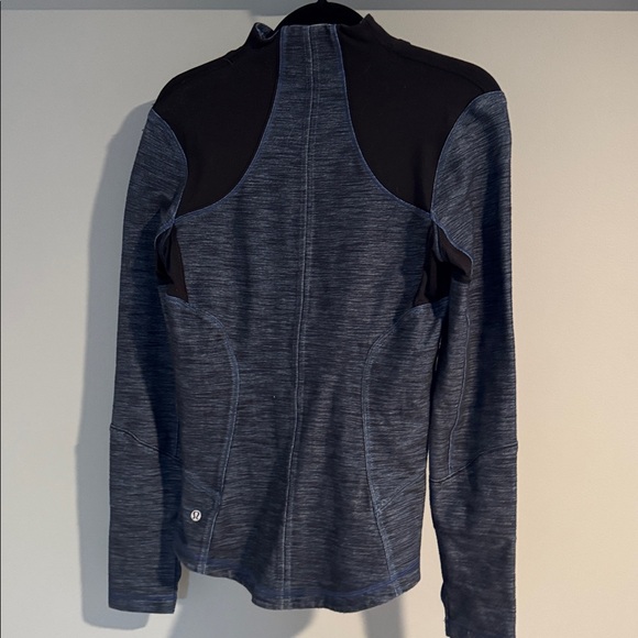 Lululemon size 4 full zip scuba blue/Gray and Black Zip-Up Jacket - Picture 4 of 4